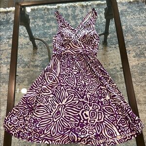 Fun Banana Republic summer dress with crisscross straps size S.